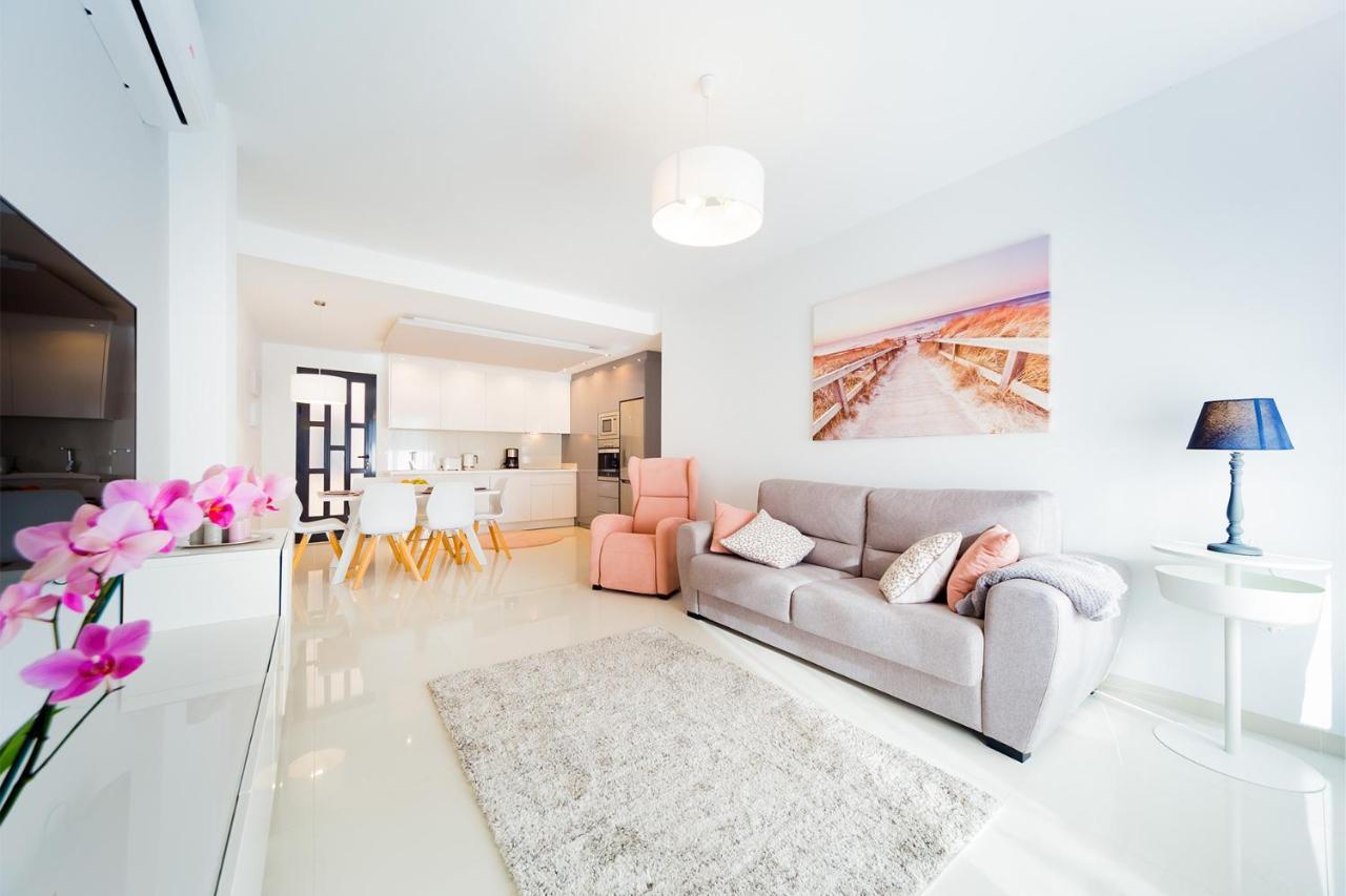 Luxurious 2 Bedroom Apartment Near The Beach Torre de la Horadada Ngoại thất bức ảnh