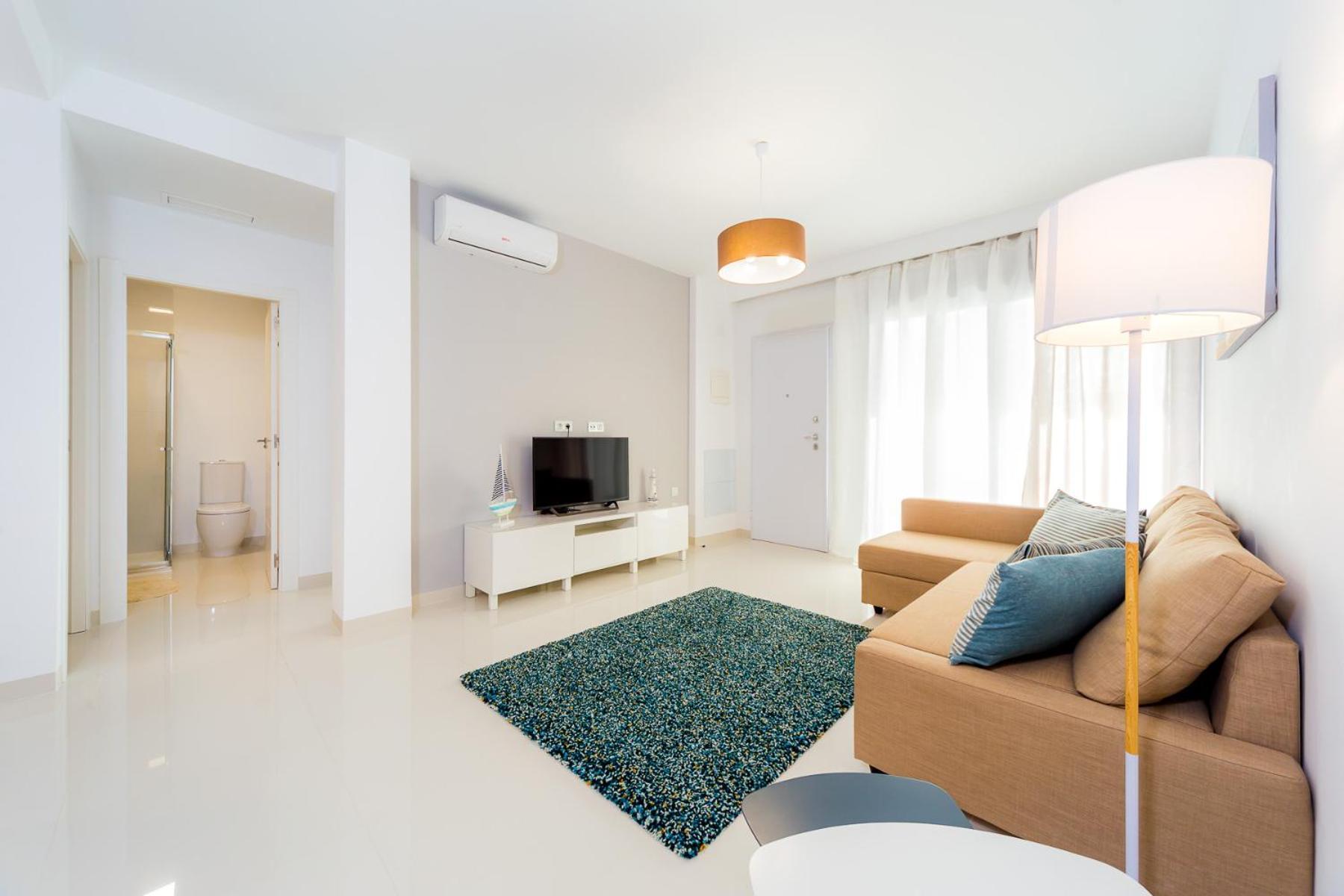 Luxurious 2 Bedroom Apartment Near The Beach Torre de la Horadada Phòng bức ảnh