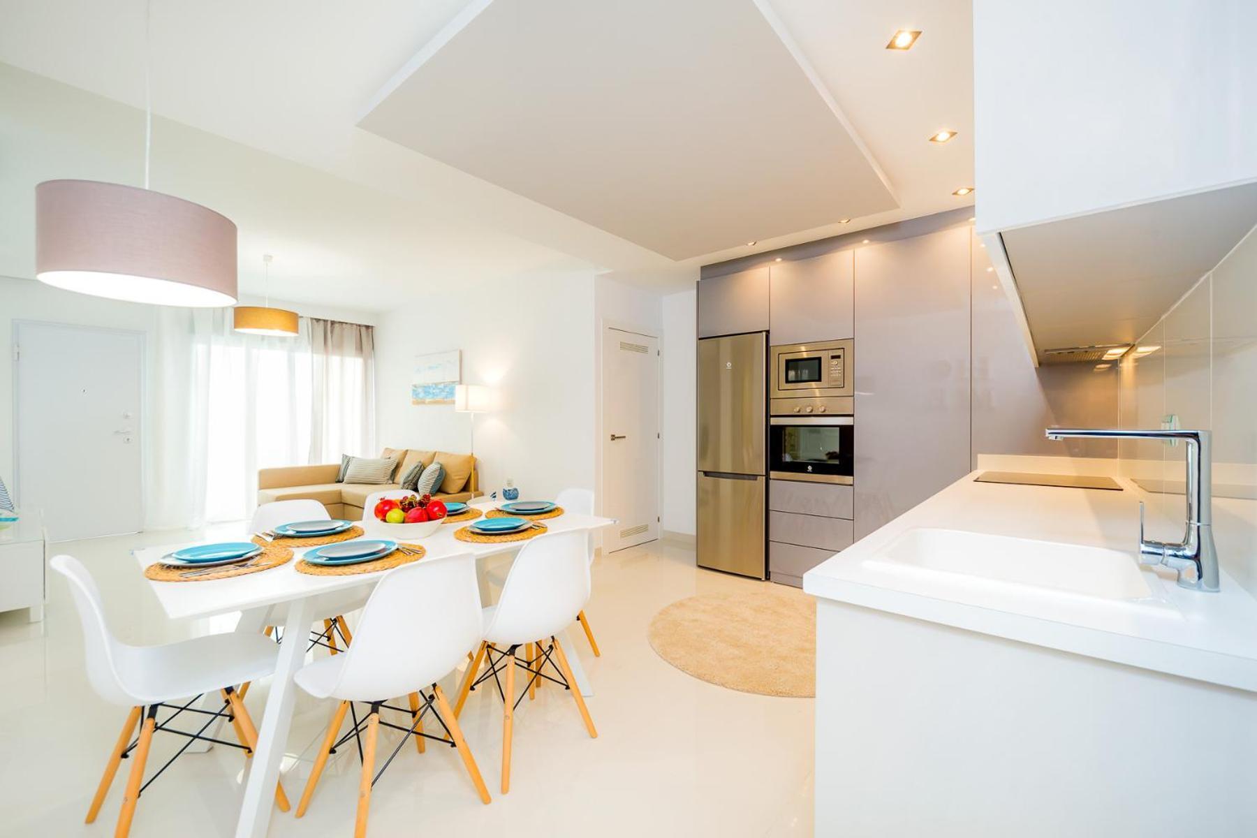 Luxurious 2 Bedroom Apartment Near The Beach Torre de la Horadada Phòng bức ảnh