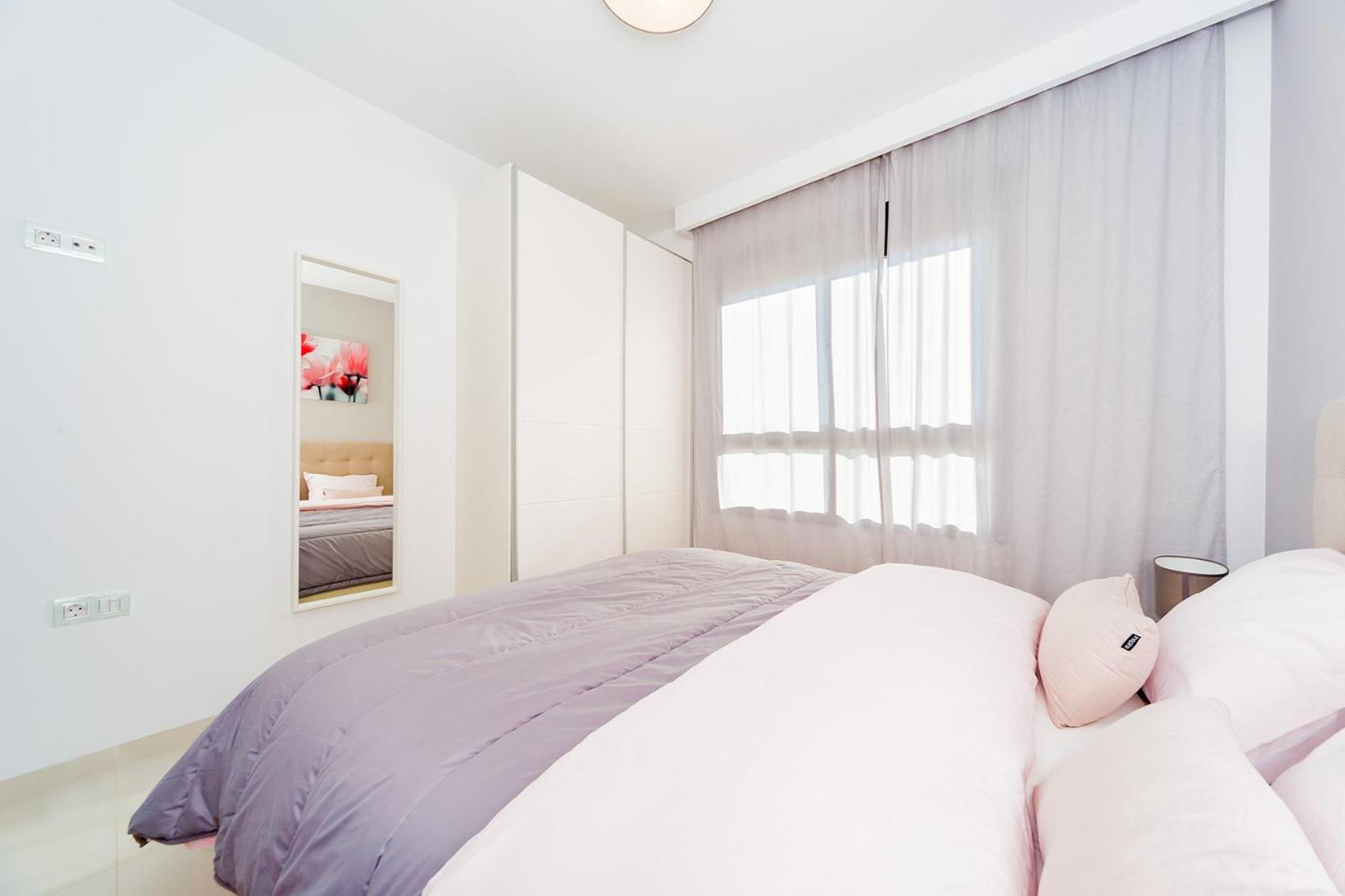 Luxurious 2 Bedroom Apartment Near The Beach Torre de la Horadada Phòng bức ảnh