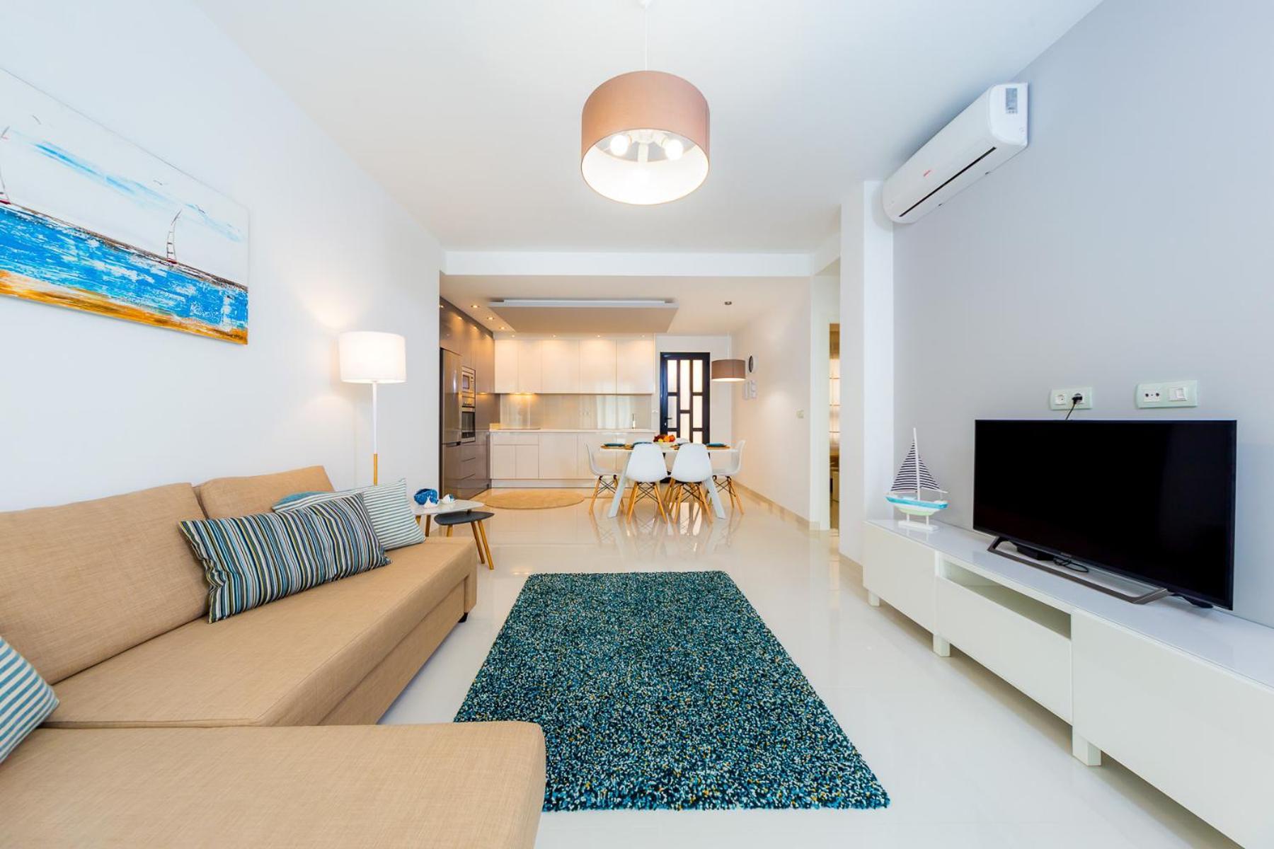 Luxurious 2 Bedroom Apartment Near The Beach Torre de la Horadada Phòng bức ảnh